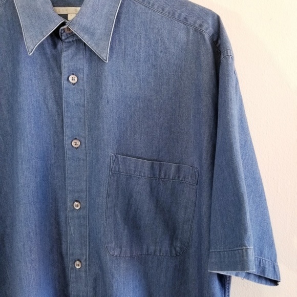 Perry Ellis Men's Blue Chambray Button Down Shirt - Picture 3 of 7